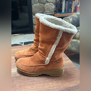 Naturalizer Orange Suede Shearling Platform Boots size 6
